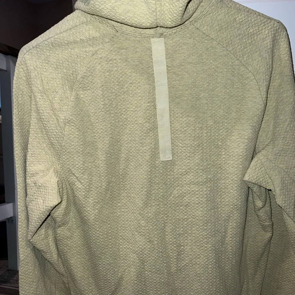 lululemon athletica Men's Sage Sweater - Picture 3 of 5